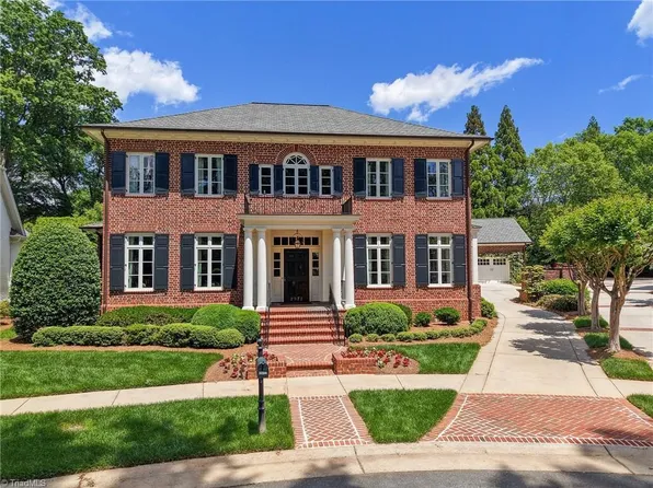 2972 Reynolds Sq, Winston Salem, NC 27106