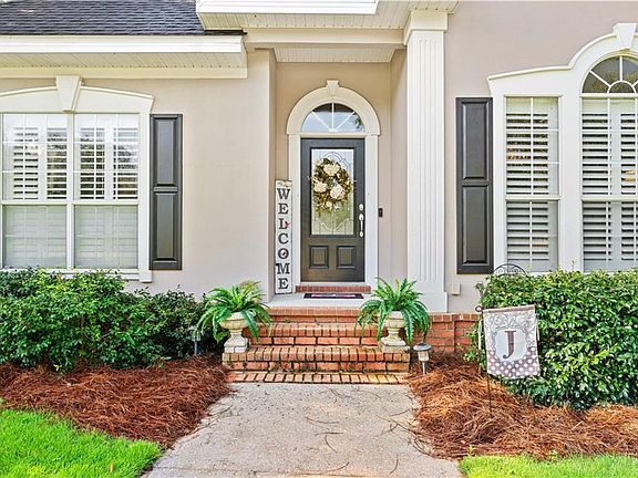2nd image of 154 Easton Cir