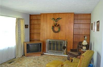 2nd image of 353 Pattie Dr