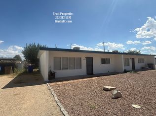 East Court 1140, Las Cruces, NM 88005