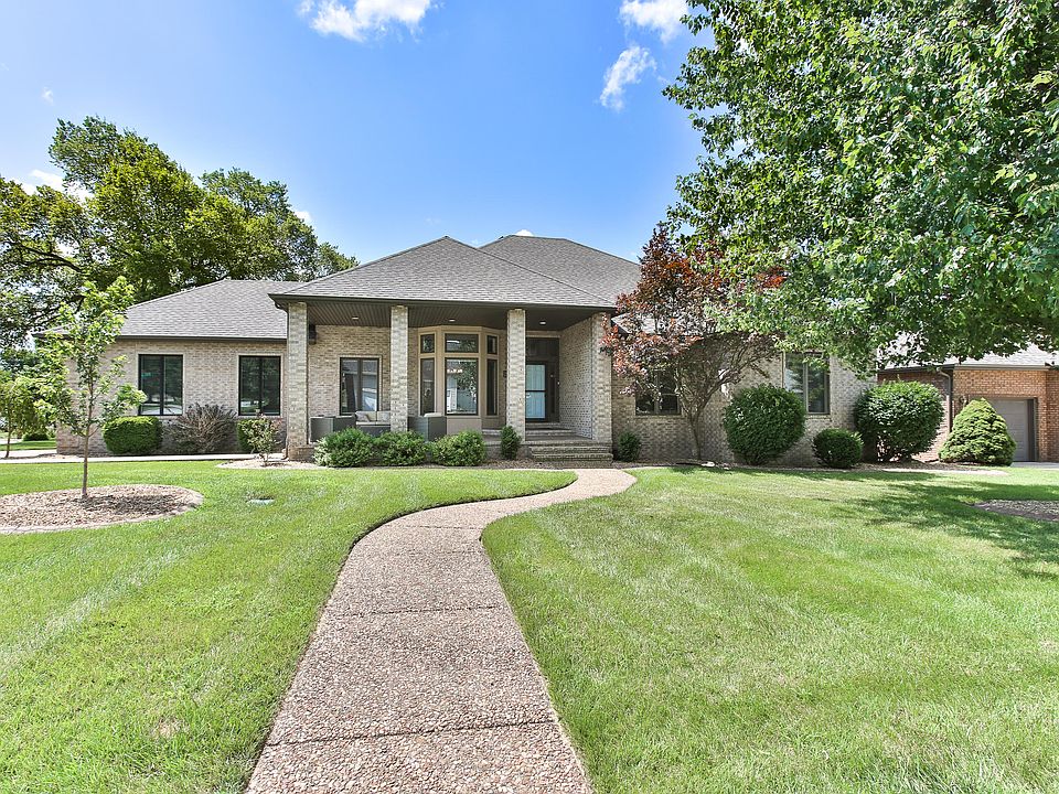 1st image of 2736 E Shady Glen Dr