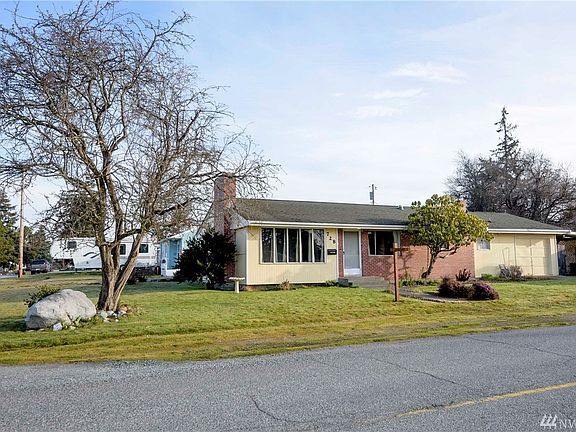 2nd image of 728 SE 4th Ave