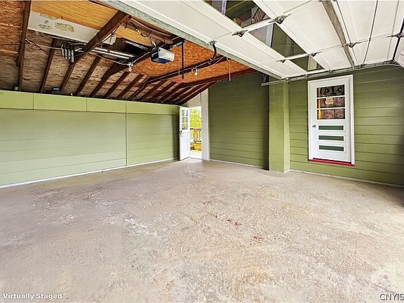 4th image of 4095 Bleeker Rd