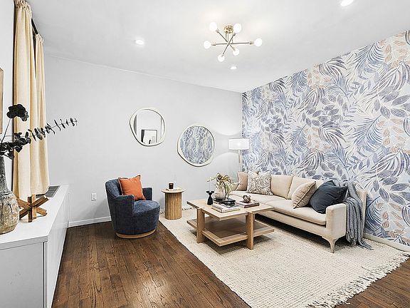 4th image of 207 E 21st St APT 2/3D