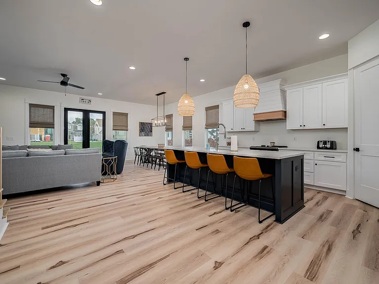 28 Suntan Ct — Photo 7