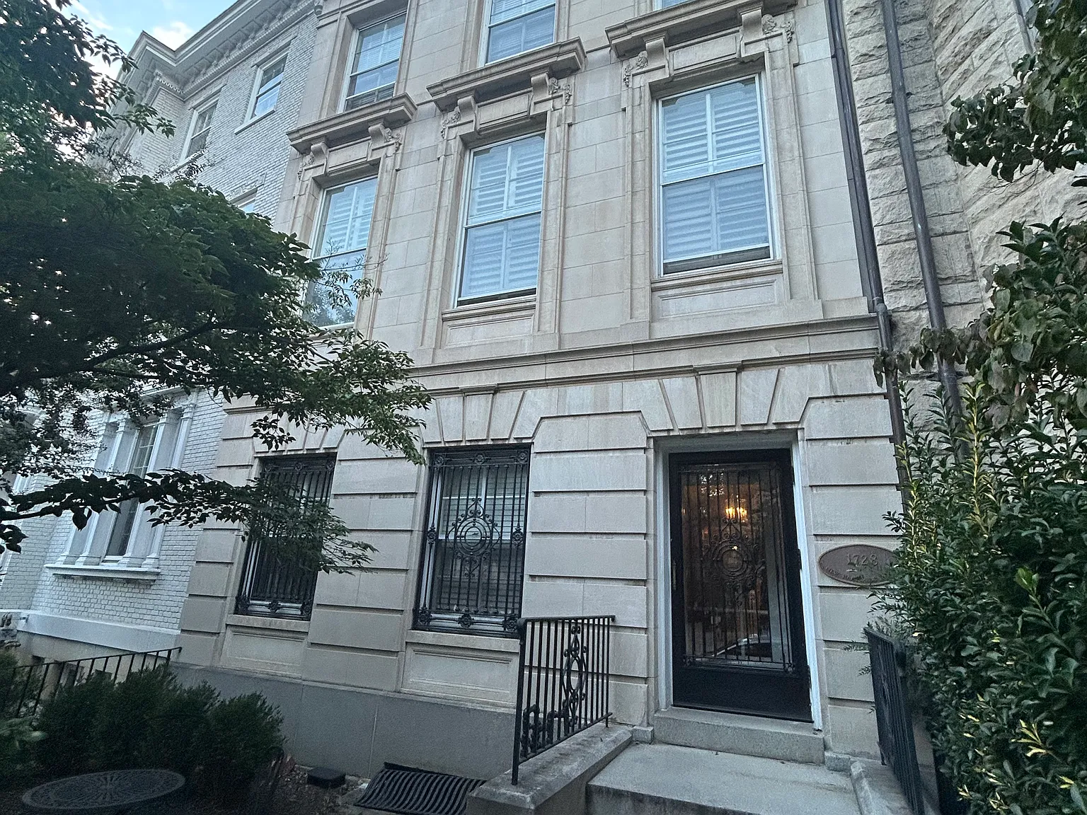 1 bed, 623 sqft, $2,750 — Photo 2