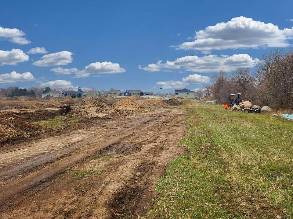 2nd image of 18 Sands Third Addition