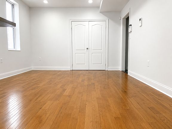 2nd image of 282 Schaefer St APT 1