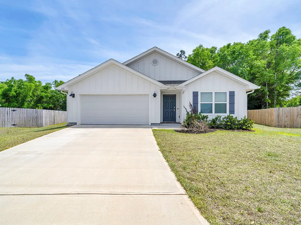 3107 Tricia Cir