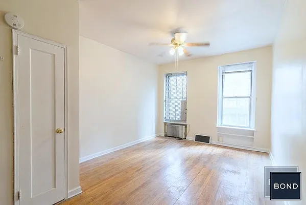 Rented by Bond New York | media 6