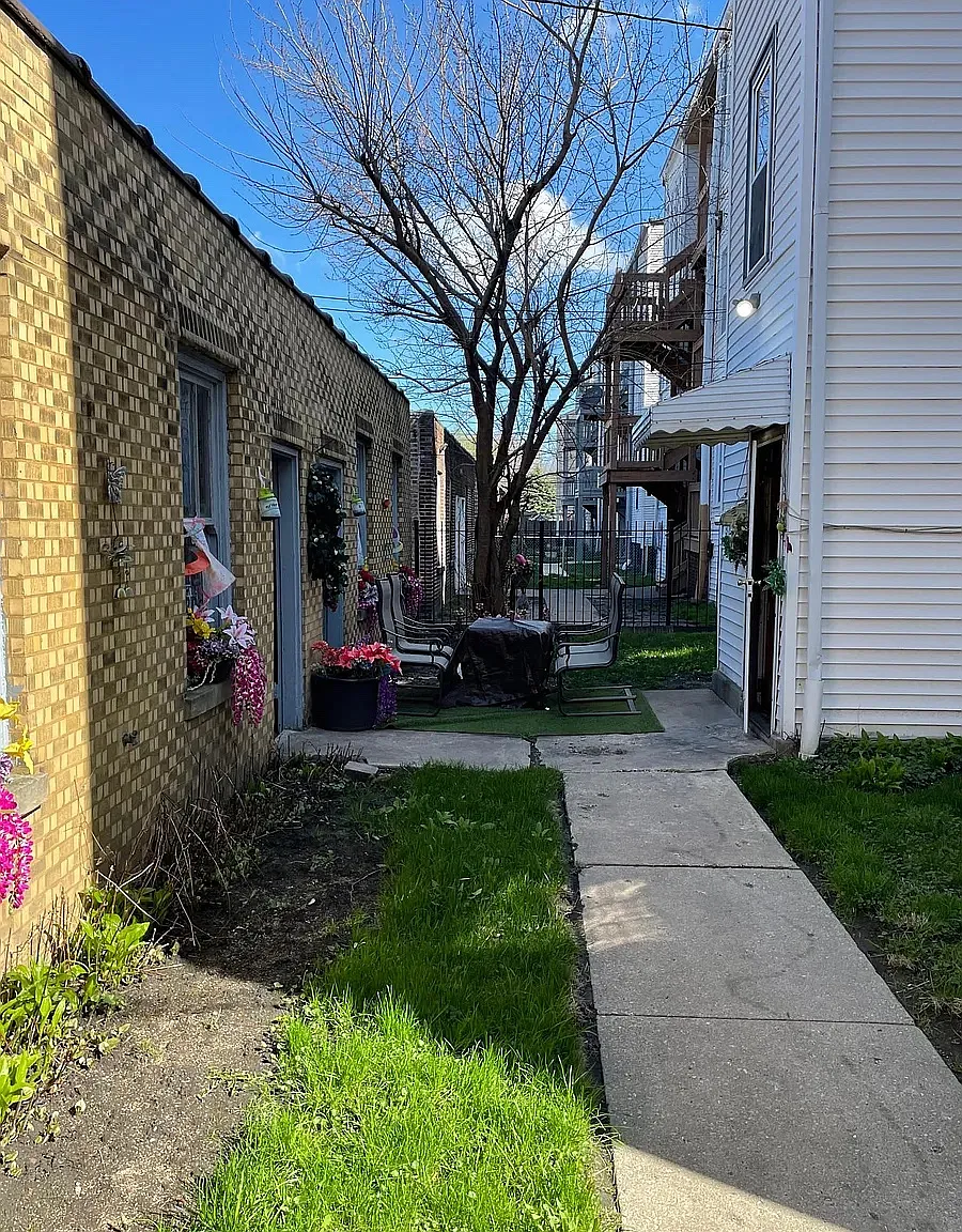 1 bed, 850 sqft, $1,000 — Photo 2