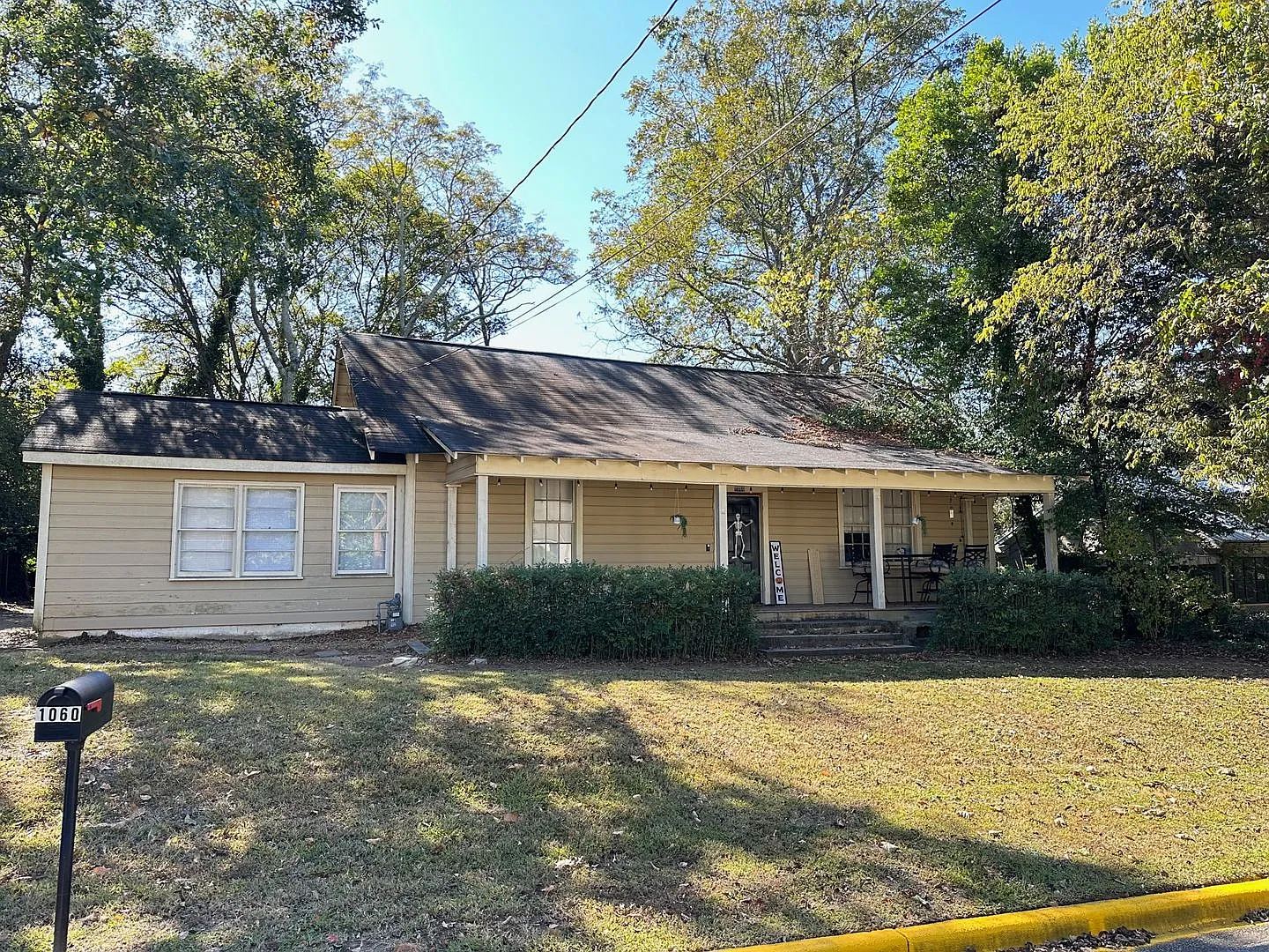 Four Bedroom on Oconee St. Available for Pre-Lease — Photo 2