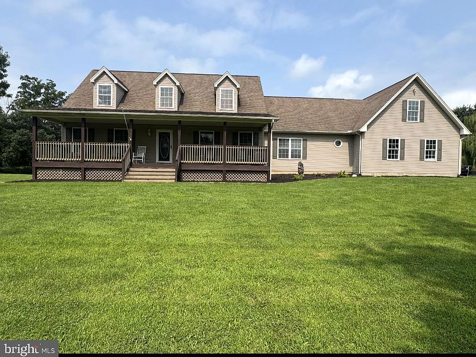 1st image of 3074 Oak Hill Rd