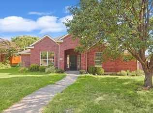 1608 Brighton Dr, Carrollton, TX 75007