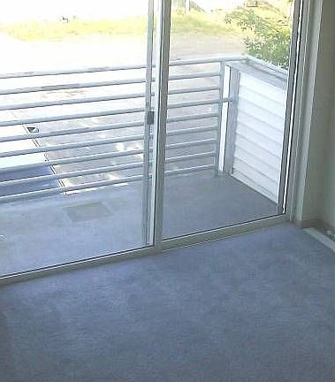 Living Room/Deck