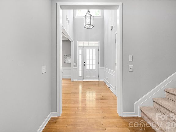 4th image of 7209 Corduroy Ct