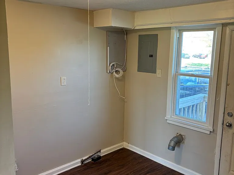 85-91 Blackmore Street — Photo 2