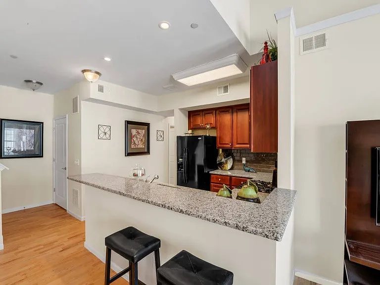 print_101_campbell_blvd_hdr_034