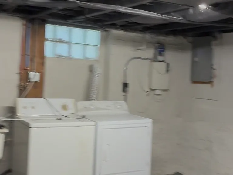 1421 Ridley Ave — Photo 11
