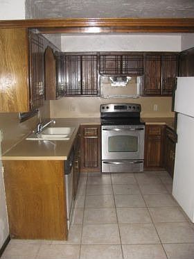 3rd image of 13217 Eastridge Dr