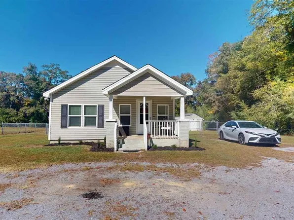 1332 E Home Ave, Hartsville, SC 29550