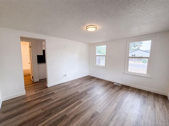 3rd image of 1298 S Perry Street