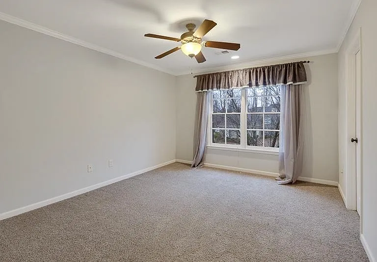 10227 Matwood Oak Dr — Photo 34