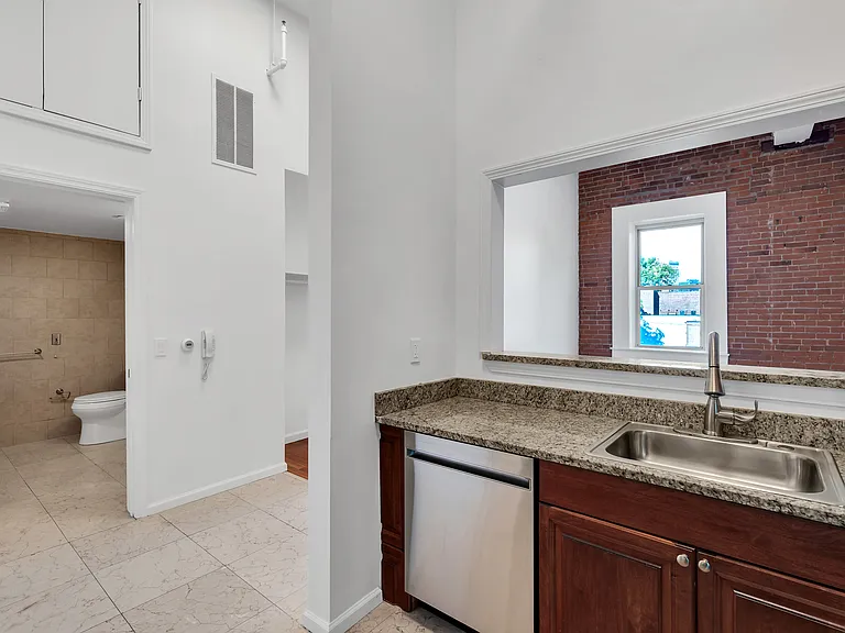 850 Grand Ave #202 — Photo 19