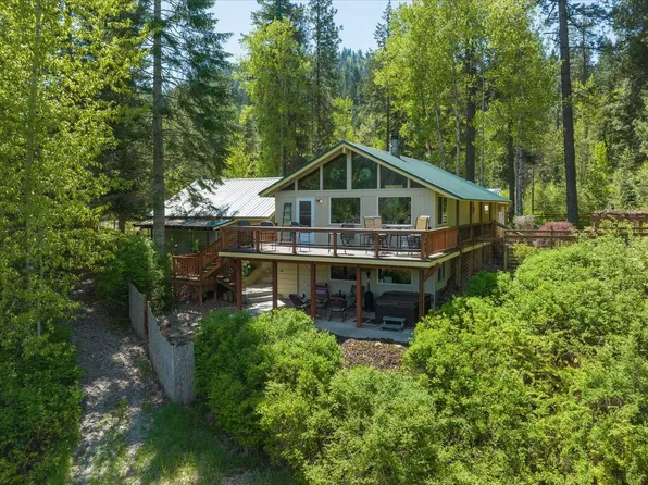 1192 Stanley Dr, Newport, WA 99156