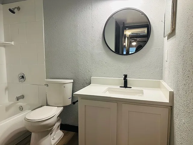 Baytree Apartments — Photo 4