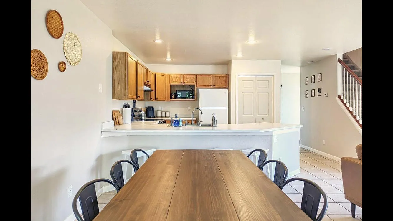 1352 Talley Cir — Photo 1