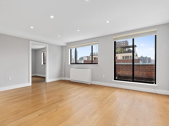 4th image of 309 W 30th St APT 10A