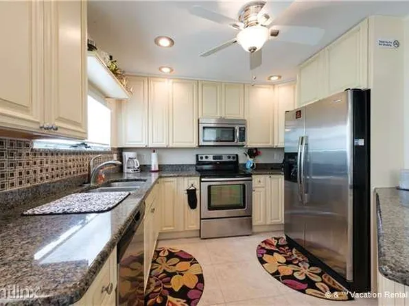 646 Estero Blvd, Fort Myers Beach, FL 33931