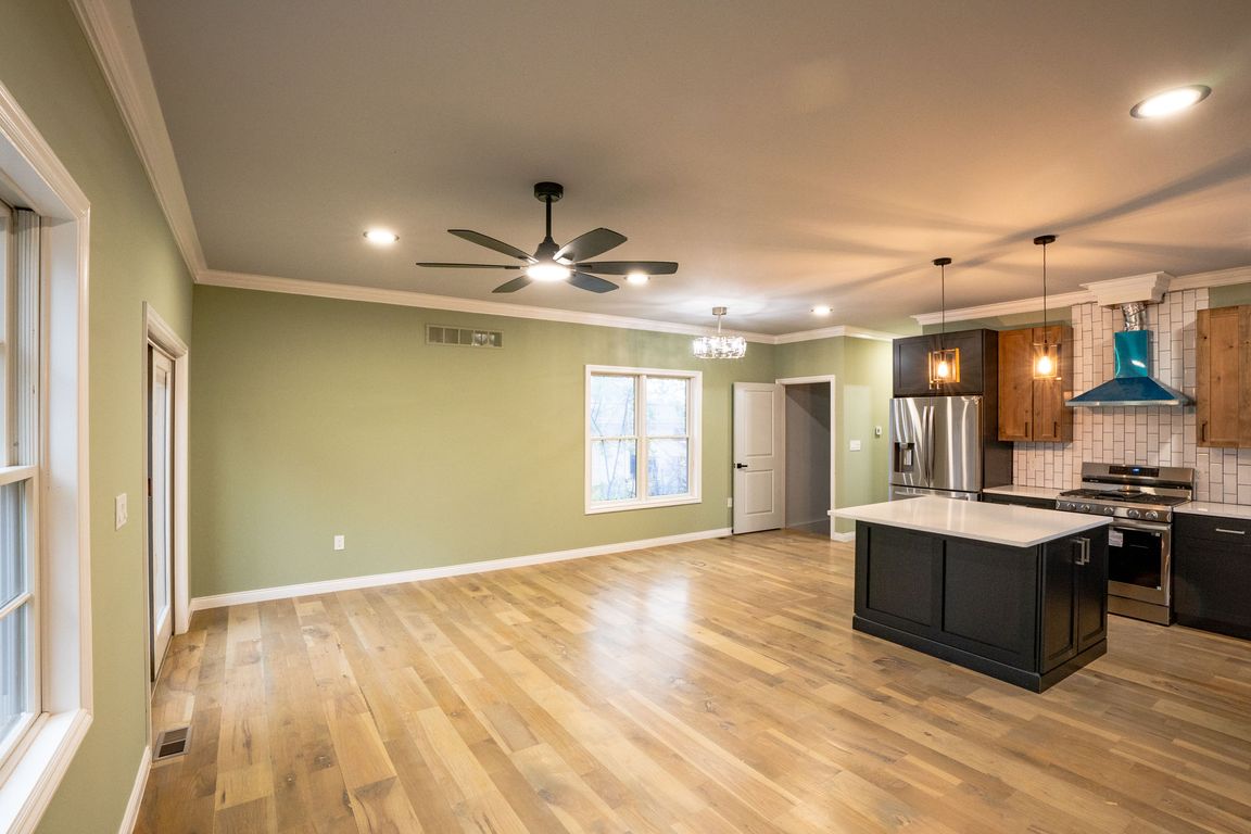 next background image