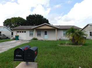 640 Floral Dr, Kissimmee, FL 34743
