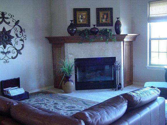 2nd image of 5104 NE Haddington Pl