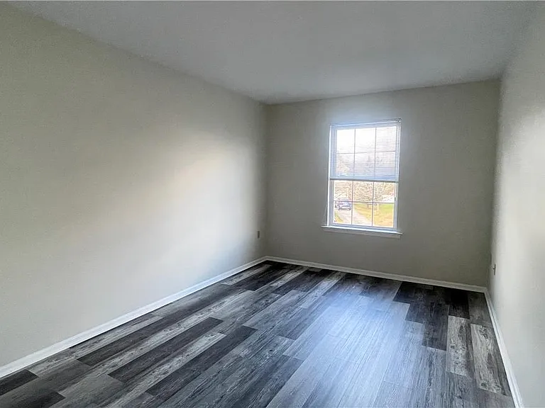 8104 Heritage Dr — Photo 20