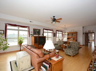 5128 W Blue Mound Rd UNIT 401, Milwaukee, WI 53208