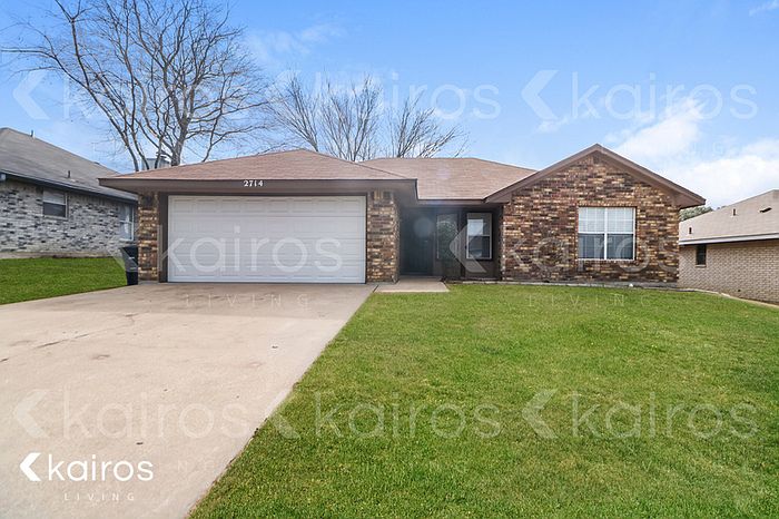 1st image of 2714 Fieldstone Dr
