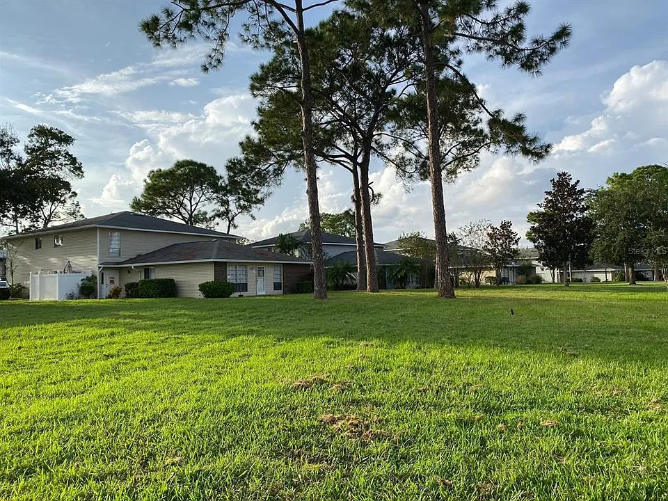 5580 Slash Pine Ct #24-2