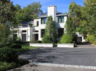 704 Park Ln, Winnetka, IL 60093