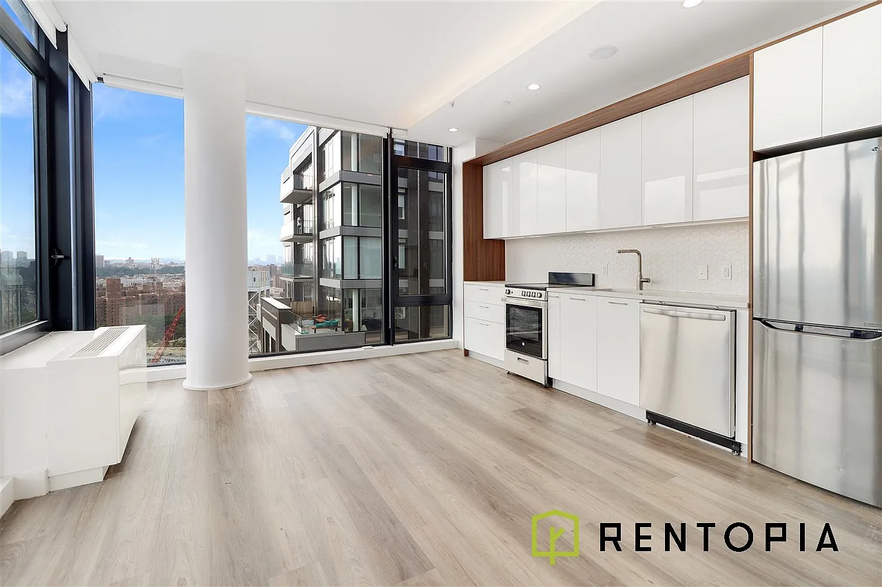 224 East 135th Street — Photo 1