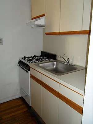 Rented by CitySites Real Estate Group | media 7