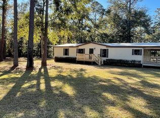 185 Pineywoods Dr, Bainbridge, GA 39817
