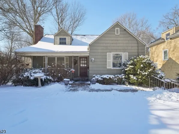 61 Baltusrol Rd, Summit City, NJ 07901