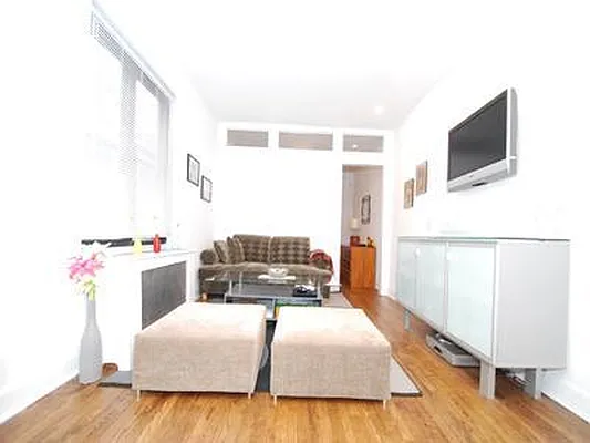 Rented by Living New York | media 2
