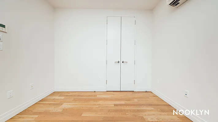 Rented by Nooklyn NYC LLC | media 12