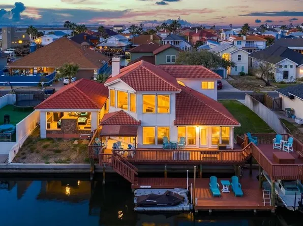 13537 Port Royal Ct, Corpus Christi, TX 78418