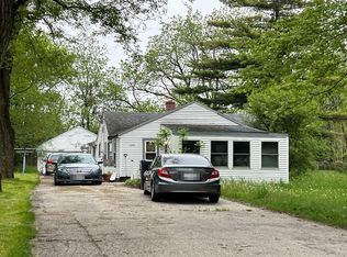 1206 Summerset Dr, Racine, WI 53406