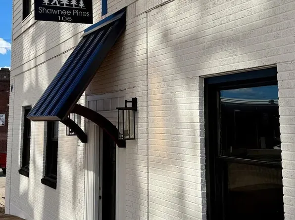 105 E Poplar St #6, Harrisburg, IL 62946